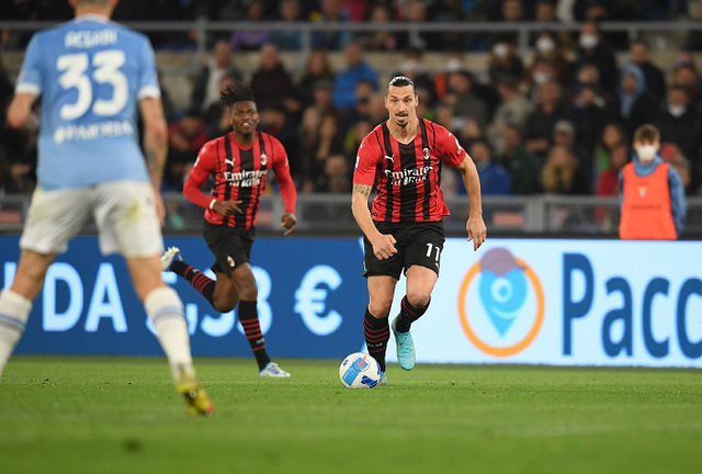  拉齐奥定位球显威，因莫比莱头槌破僵局