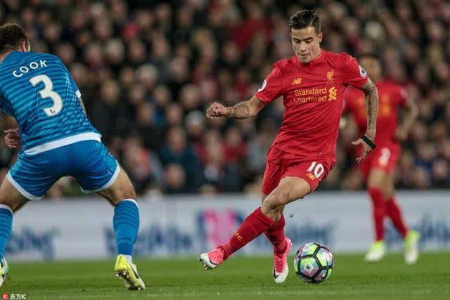  伯恩茅斯逼平卫冕冠军展现顽强斗志